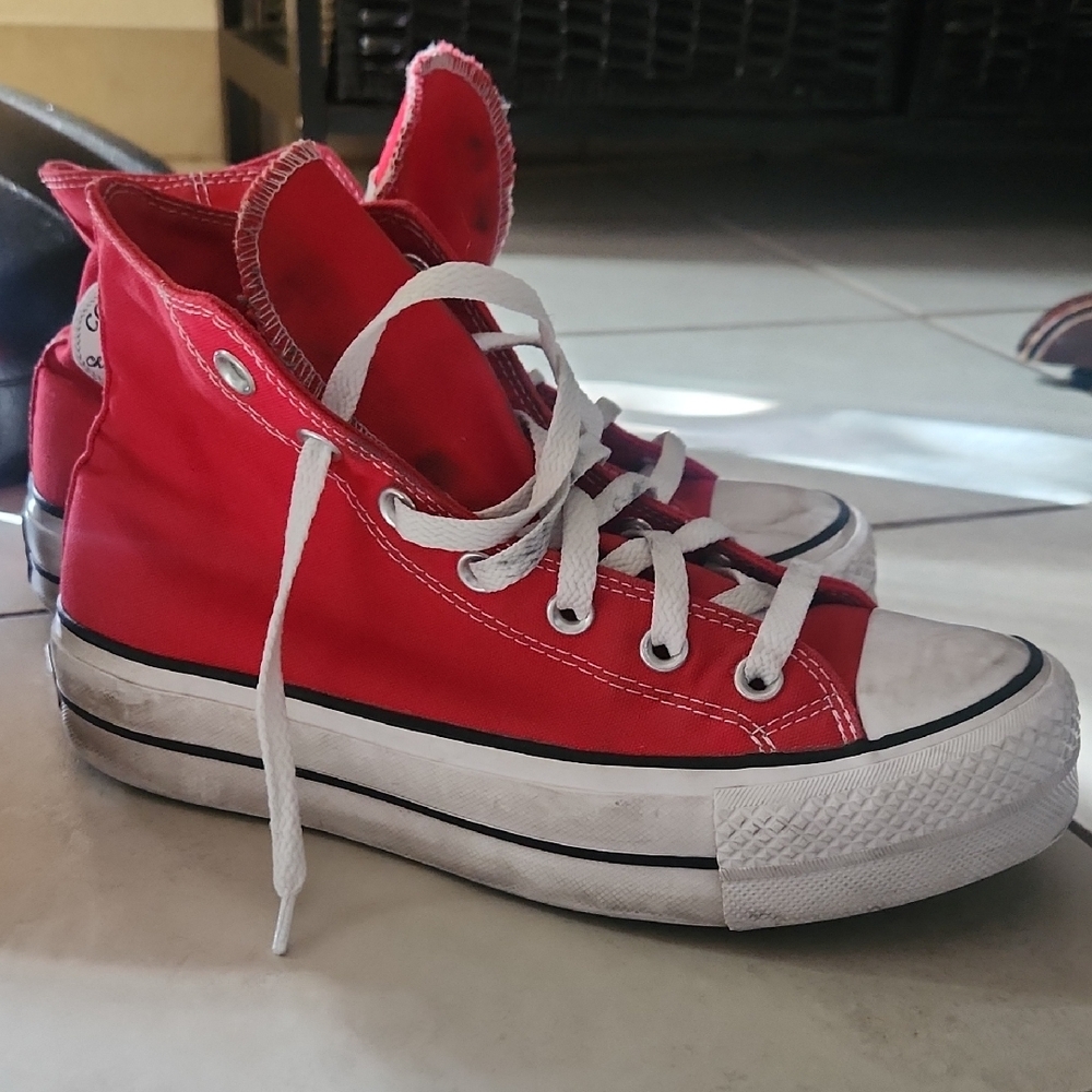 Platform Red Converse